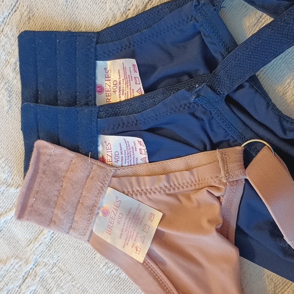 Breezies Full Coverage Wire Free T Shirt Bras 40D - Picture 5 of 5